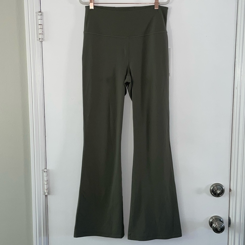 NWT LULULEMON Groove Pant SHR FLare Pant with Nulu Fabric | 12